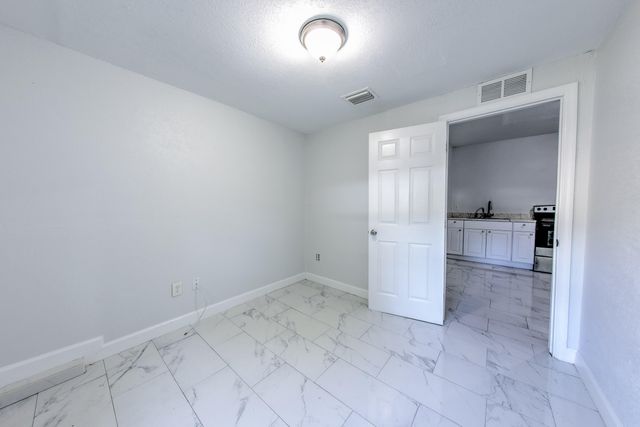 404 N 38 Street, Fort Pierce, FL 34947