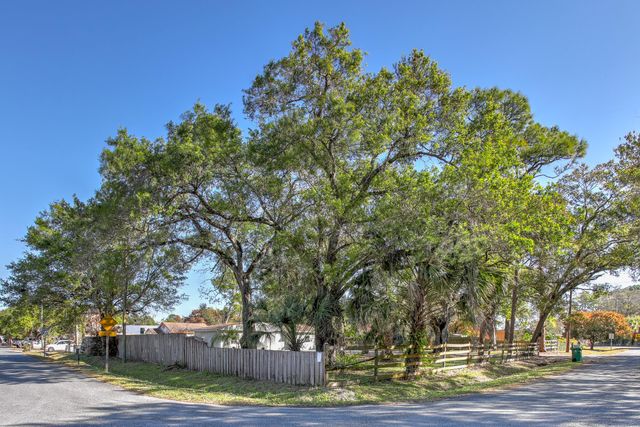 404 N 38 Street, Fort Pierce, FL 34947