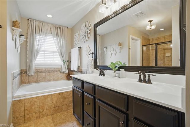 2685 Robert Monette LN, Virginia Beach, VA 23456