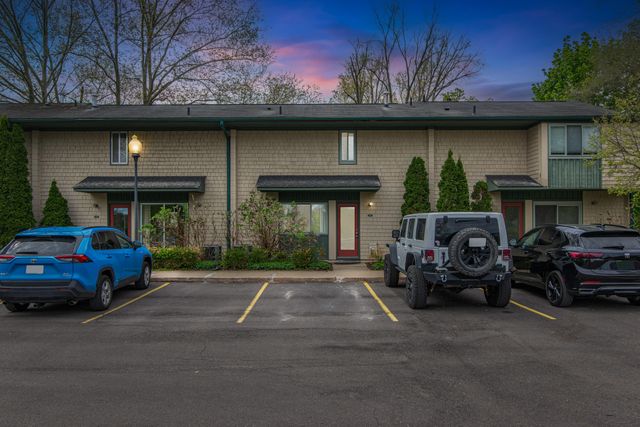 1795 Hideaway Lane, Ann Arbor, MI 48105