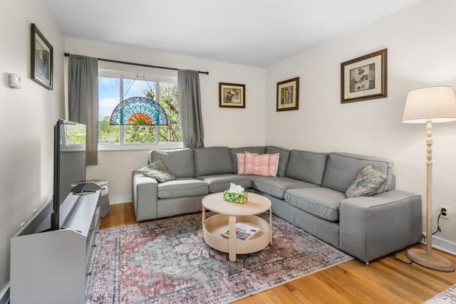 1795 Hideaway Lane, Ann Arbor, MI 48105