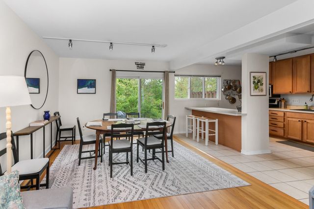 1795 Hideaway Lane, Ann Arbor, MI 48105