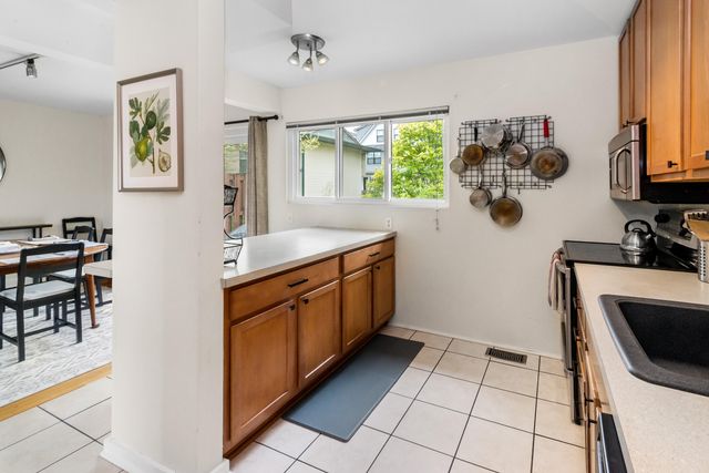 1795 Hideaway Lane, Ann Arbor, MI 48105