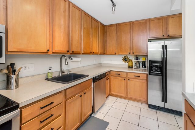 1795 Hideaway Lane, Ann Arbor, MI 48105