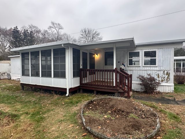 270 Boston Post Road TRLR 6, Waterford, CT 06385