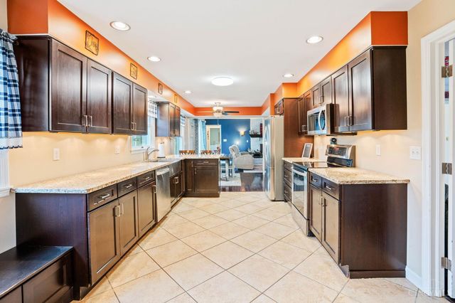 128 E Concord Drive, Lebanon, OH 45036