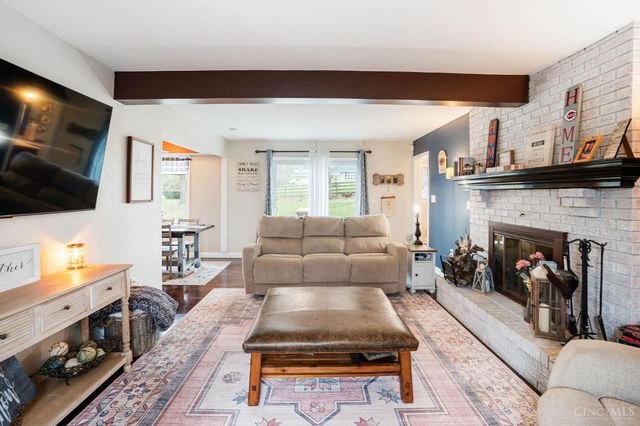 128 E Concord Drive, Lebanon, OH 45036