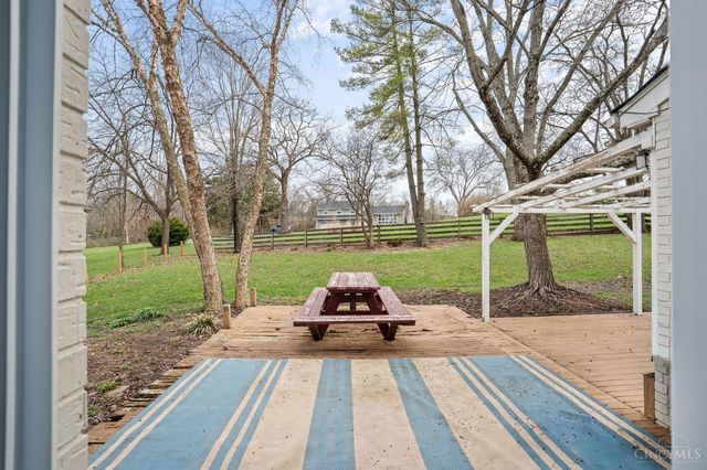 128 E Concord Drive, Lebanon, OH 45036