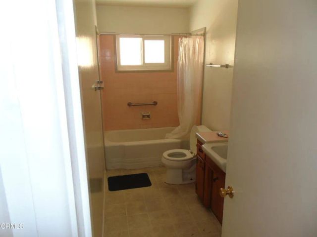 80 N Dunning Street, Ventura, CA 93003