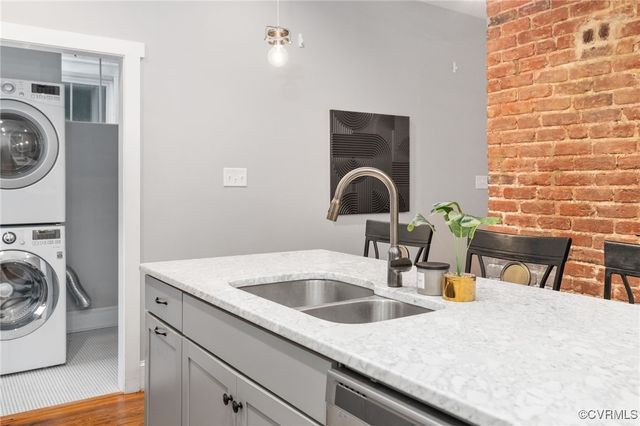 1319 N 28th St, Richmond, VA 23223