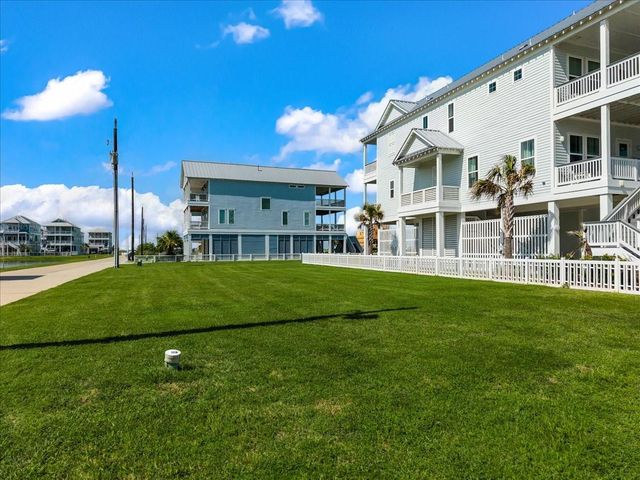 11366 Beachside Drive, Galveston, TX 77554