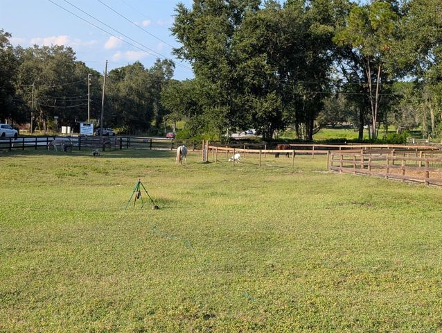 15243 S HIGHWAY 25, Weirsdale, FL 32195