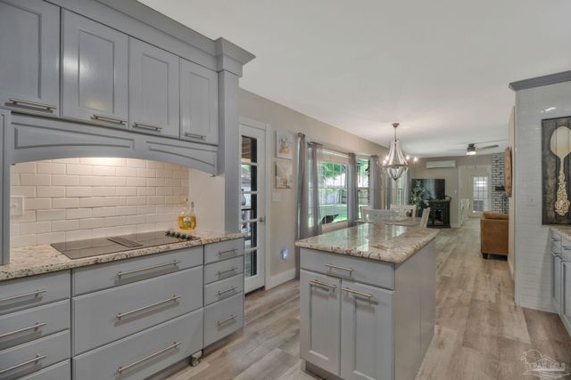 6210 Maybelle Dr, Pensacola, FL 32504