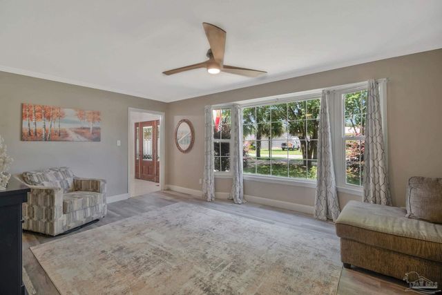 6210 Maybelle Dr, Pensacola, FL 32504