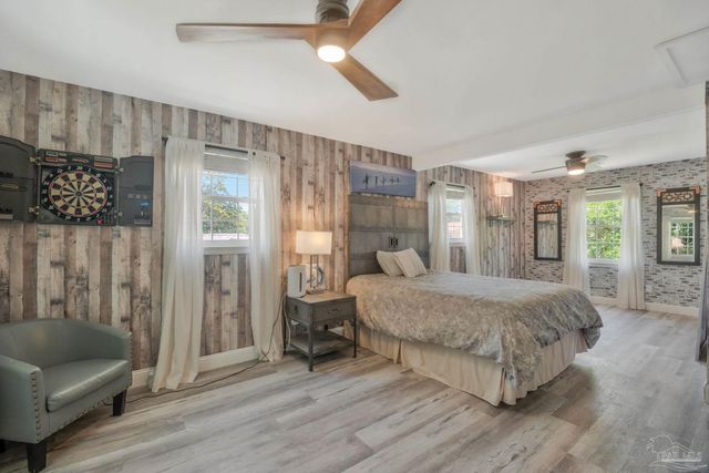 6210 Maybelle Dr, Pensacola, FL 32504