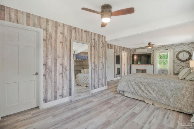 6210 Maybelle Dr, Pensacola, FL 32504