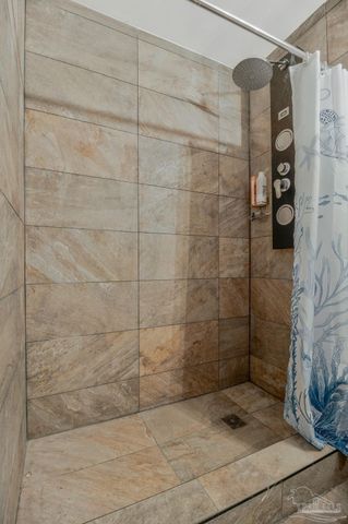 6210 Maybelle Dr, Pensacola, FL 32504