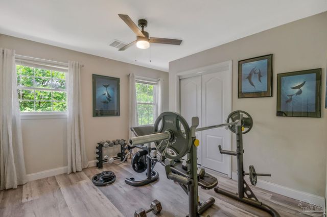 6210 Maybelle Dr, Pensacola, FL 32504