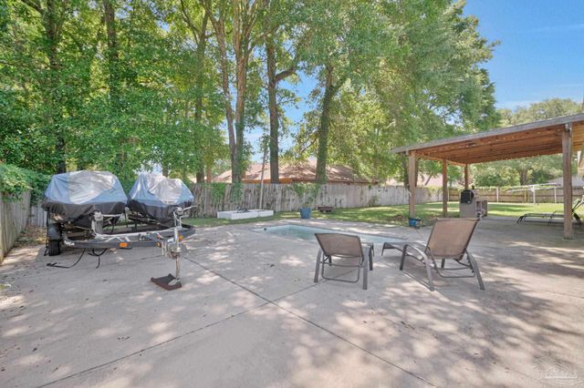 6210 Maybelle Dr, Pensacola, FL 32504