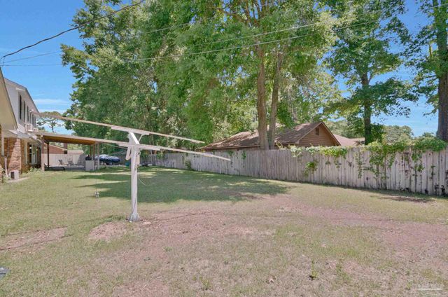 6210 Maybelle Dr, Pensacola, FL 32504