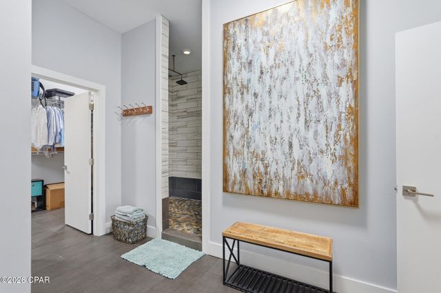 800 Lake Amick Drive, Niceville, FL 32578