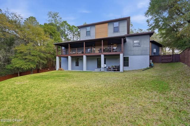 800 Lake Amick Drive, Niceville, FL 32578