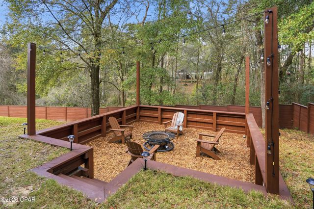 800 Lake Amick Drive, Niceville, FL 32578