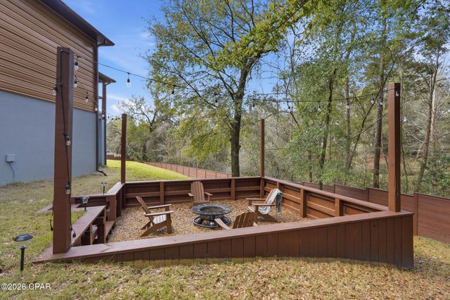 800 Lake Amick Drive, Niceville, FL 32578