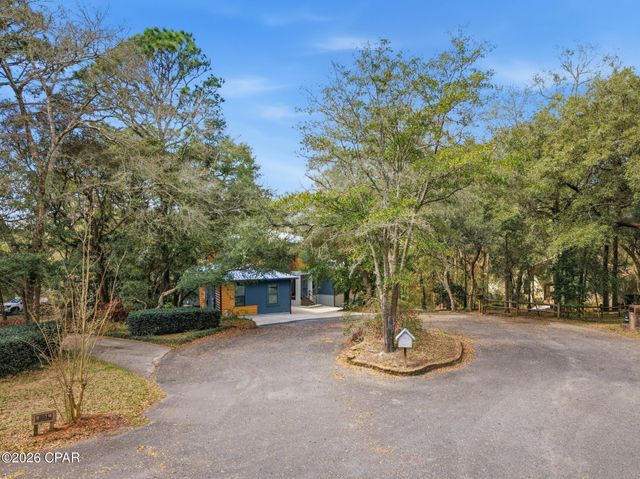 800 Lake Amick Drive, Niceville, FL 32578