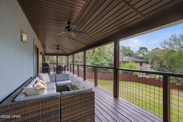 800 Lake Amick Drive, Niceville, FL 32578