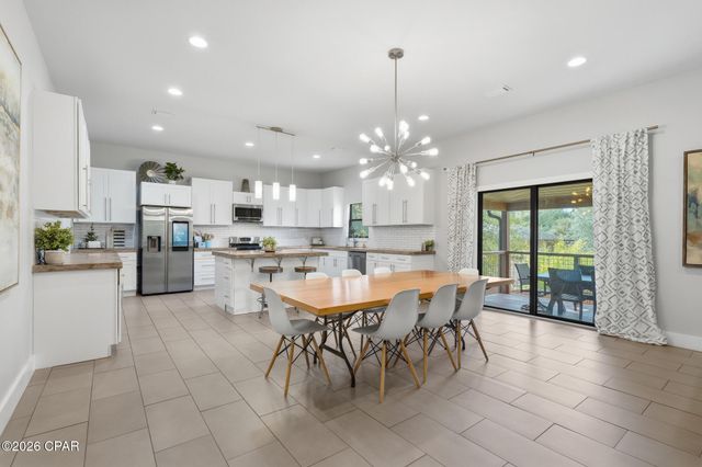 800 Lake Amick Drive, Niceville, FL 32578