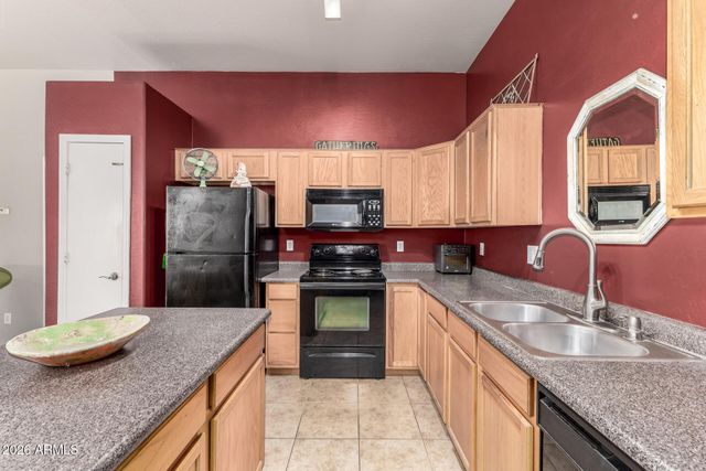 6610 E UNIVERSITY Drive 43, Mesa, AZ 85205