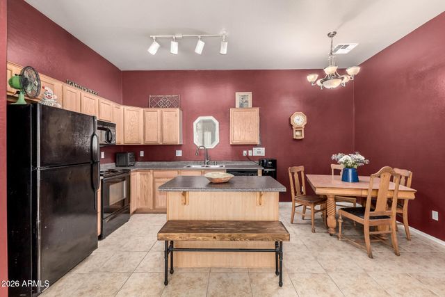 6610 E UNIVERSITY Drive 43, Mesa, AZ 85205