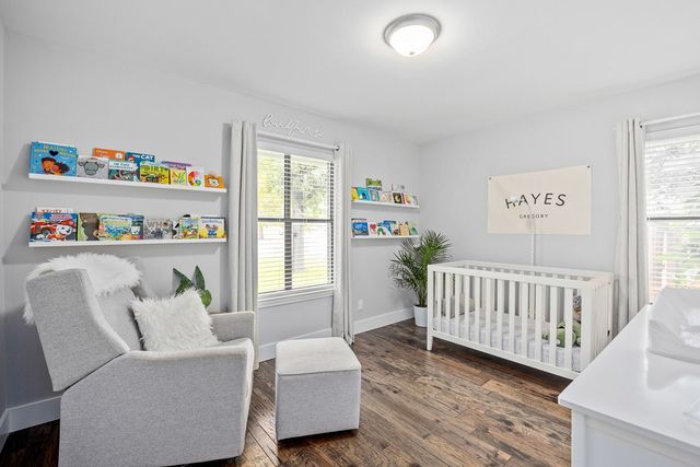 1821 Lois St, Kerrville, TX 78028