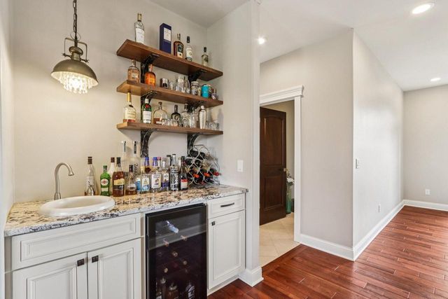 6711 Belmar AVENUE, Racine, WI 53402