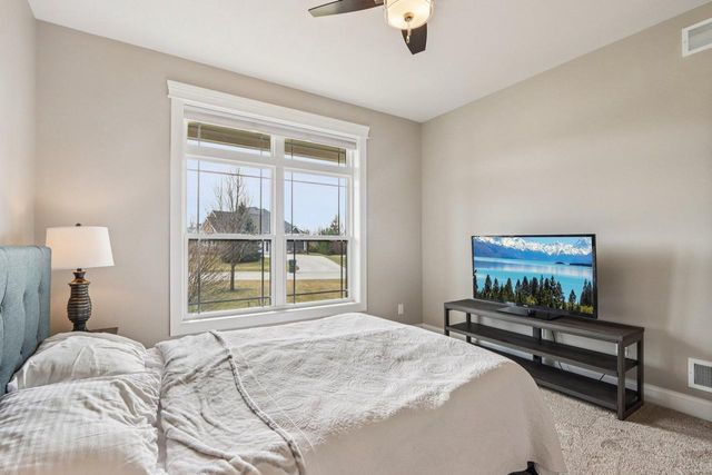 6711 Belmar AVENUE, Racine, WI 53402