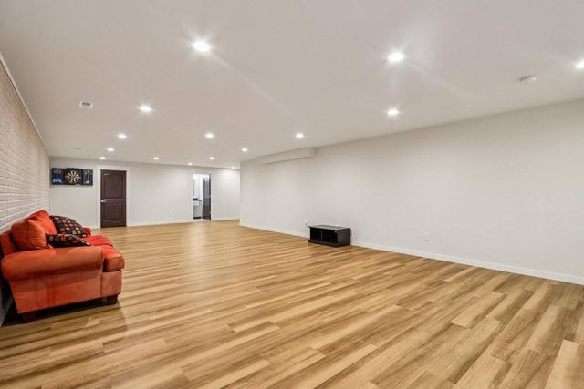 6711 Belmar AVENUE, Racine, WI 53402