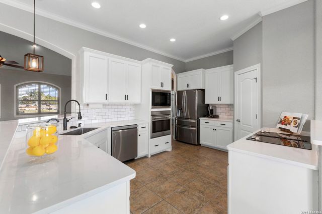 616 Blue Diamond, Boerne, TX 78006