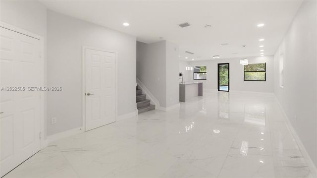 3567 W 110th Ter, Hialeah, FL 33018