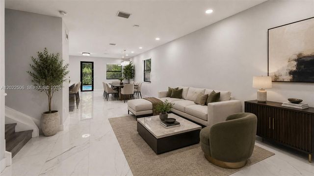 3567 W 110th Ter, Hialeah, FL 33018