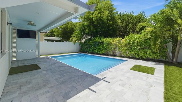 3567 W 110th Ter, Hialeah, FL 33018