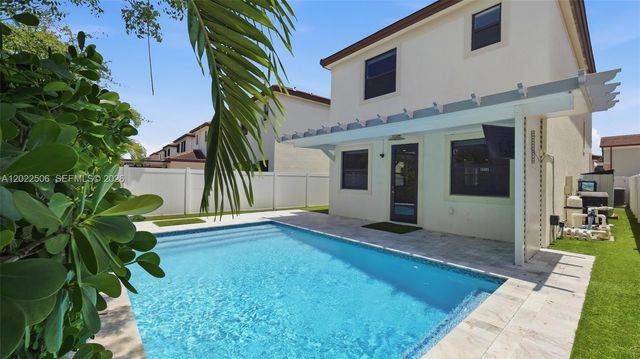 3567 W 110th Ter, Hialeah, FL 33018