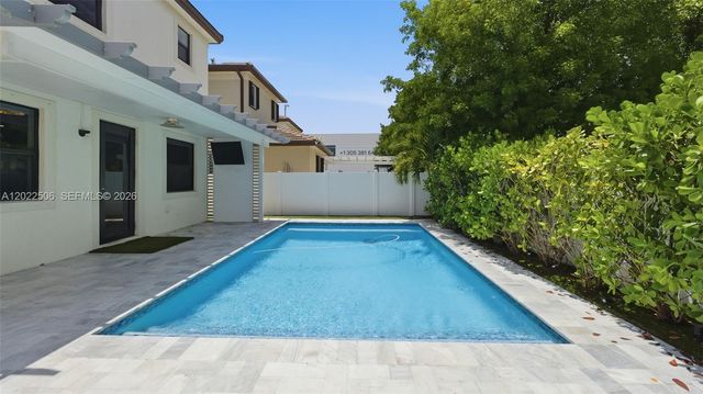 3567 W 110th Ter, Hialeah, FL 33018