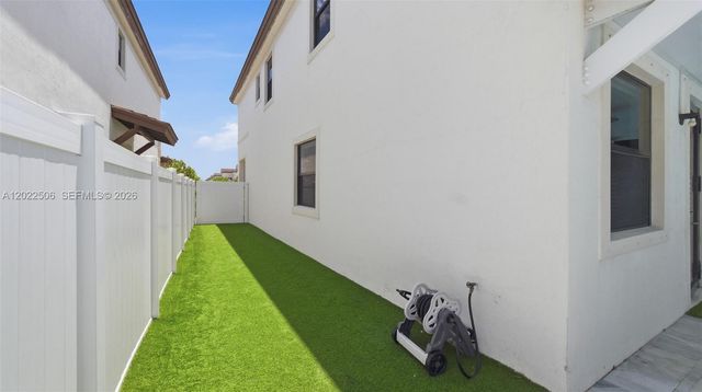 3567 W 110th Ter, Hialeah, FL 33018