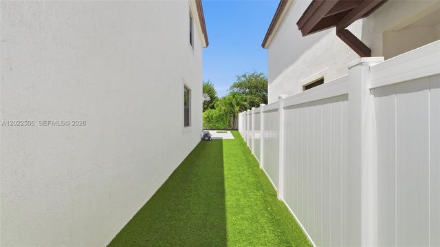 3567 W 110th Ter, Hialeah, FL 33018