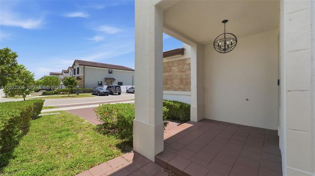 3567 W 110th Ter, Hialeah, FL 33018