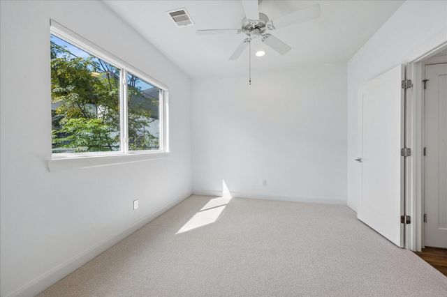 1317 W Clay Street, Houston, TX 77019