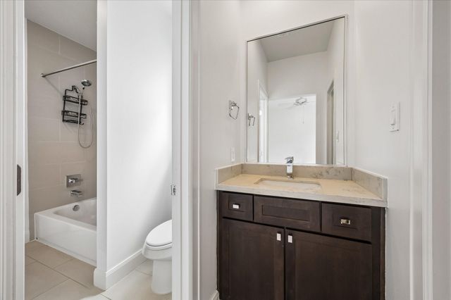 1317 W Clay Street, Houston, TX 77019