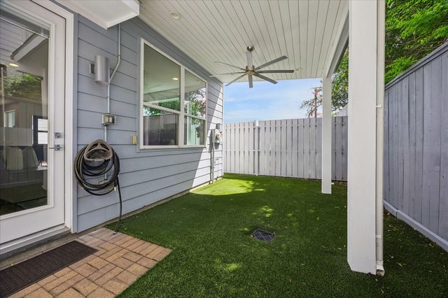 1317 W Clay Street, Houston, TX 77019