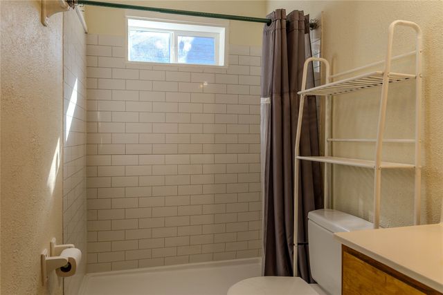 820 N 34th Street, Waco, TX 76710